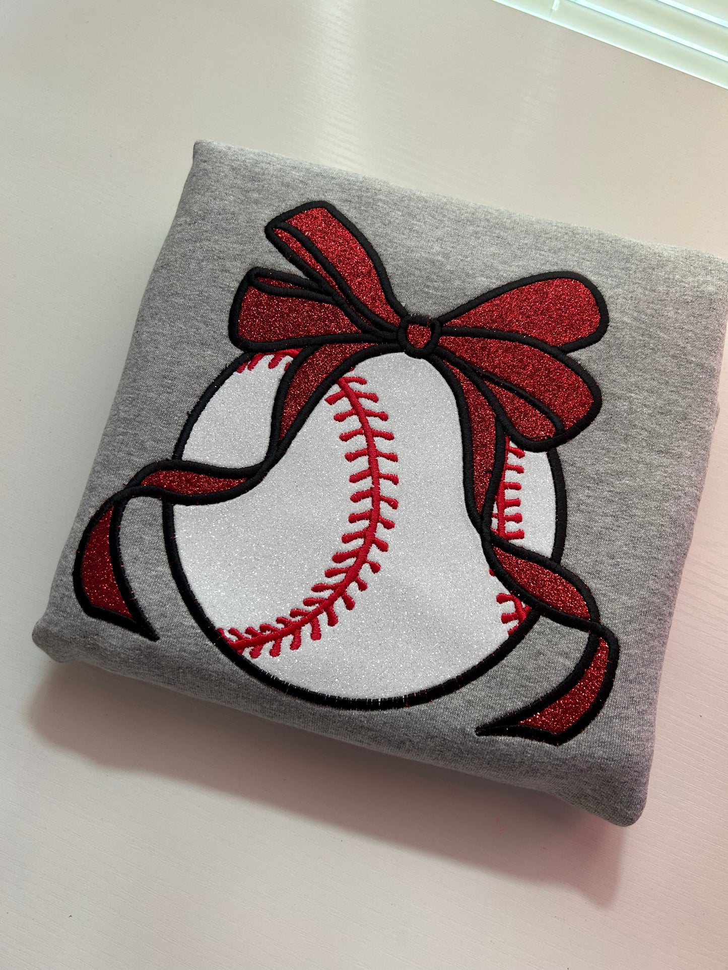 BASEBALL GLITTER APPLIQUE CREWNECK