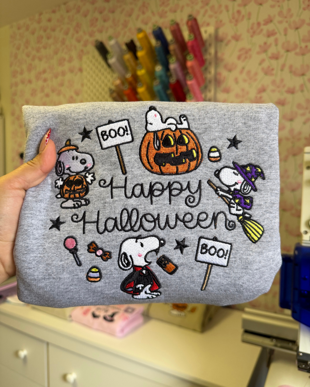 HAPPY HALLOWEEN CREWNECK