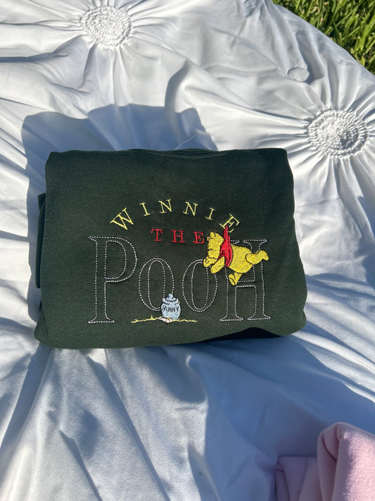 POOH CREWNECK