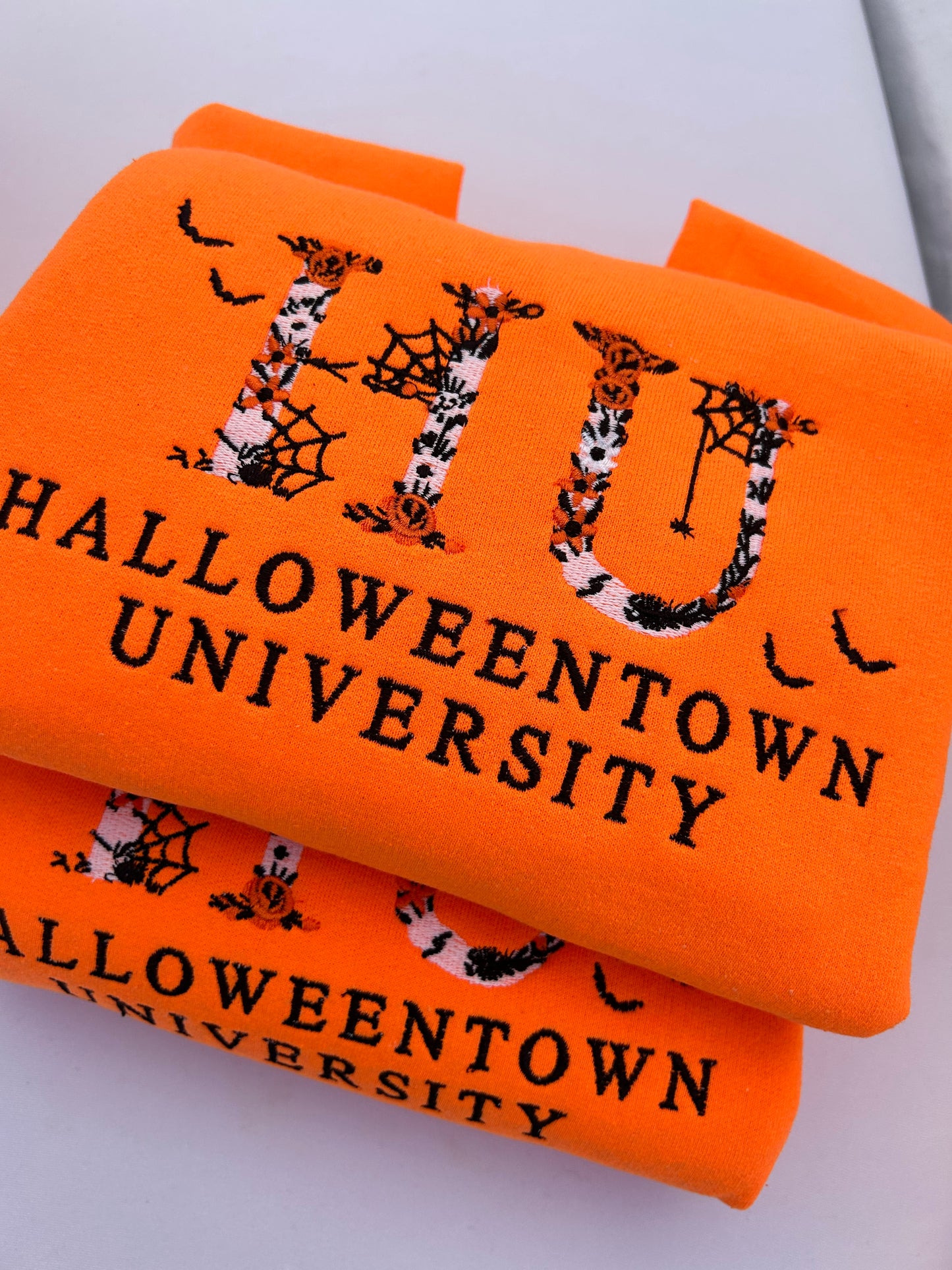HALLOWEEN UNIVERISTY CREWNECK