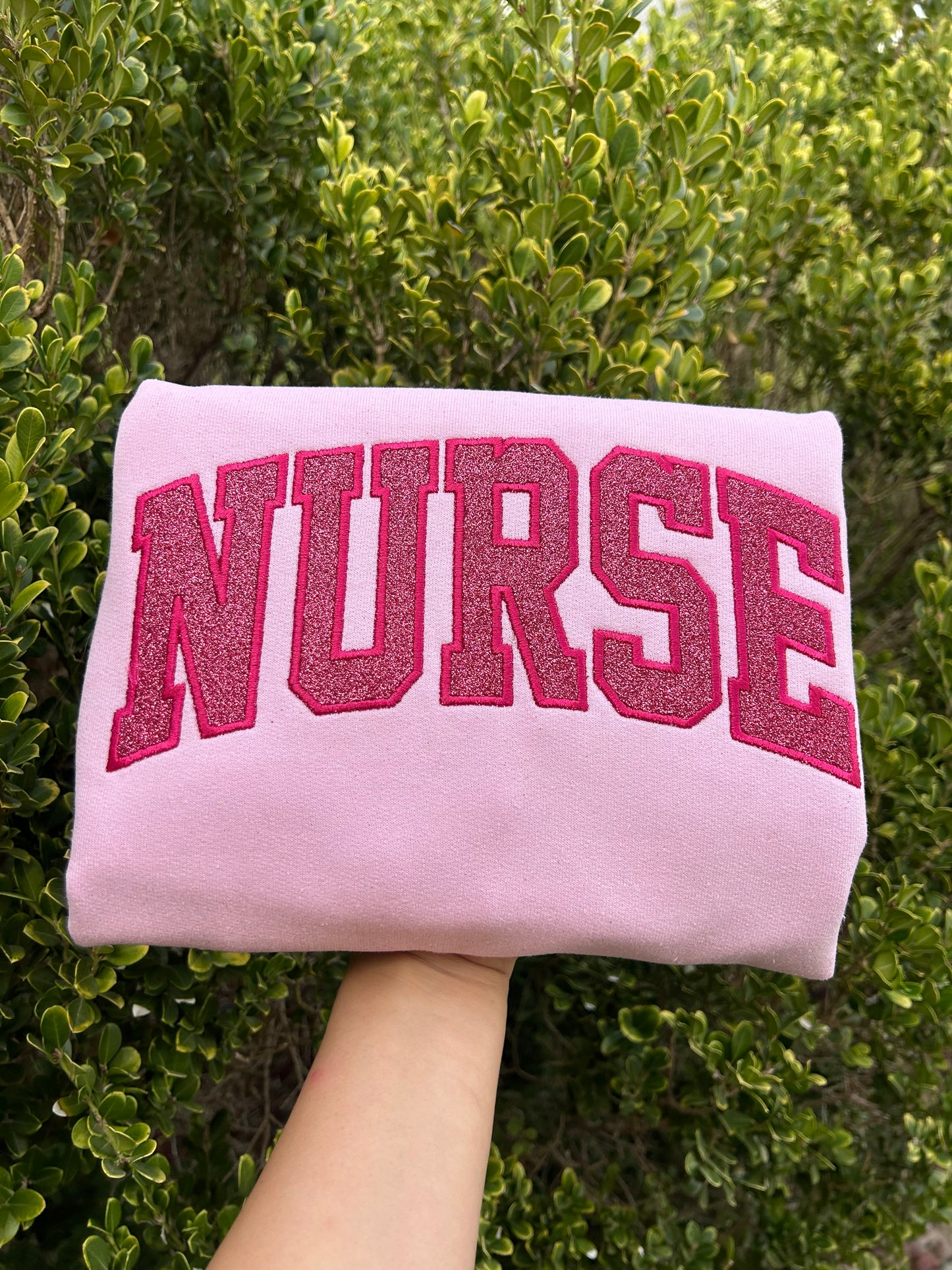NURSE GLITTER PINK CREWNECK