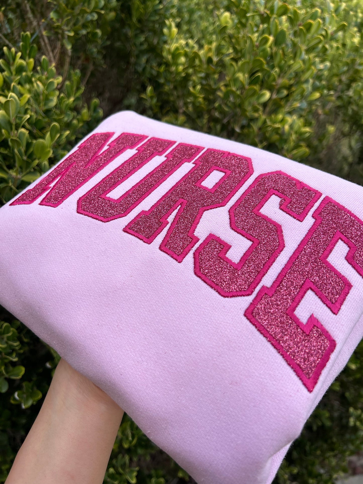 NURSE GLITTER PINK CREWNECK
